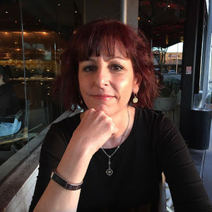 Meet your Posher, Loraine